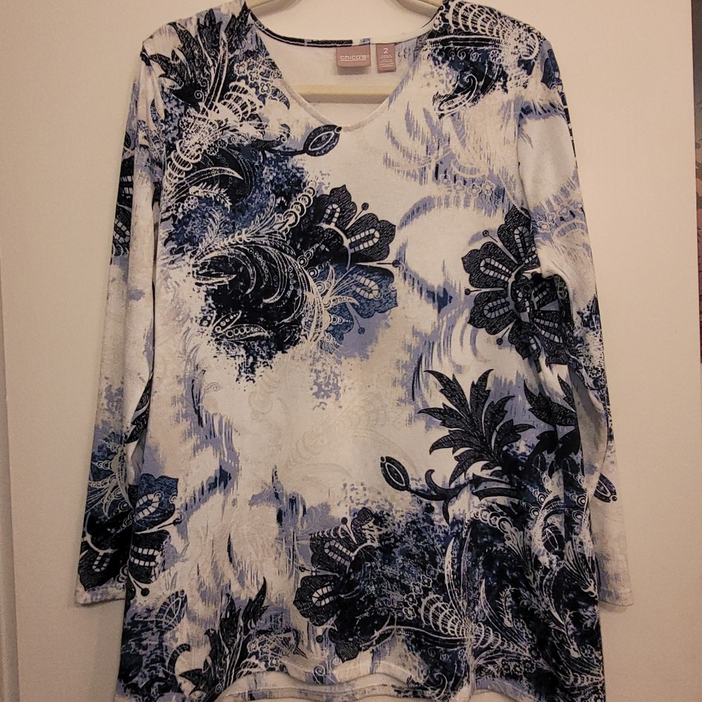 Chicos Large White Blue Floral Lace Print V-Neck Tunic Top L-Slv Knit Stretch